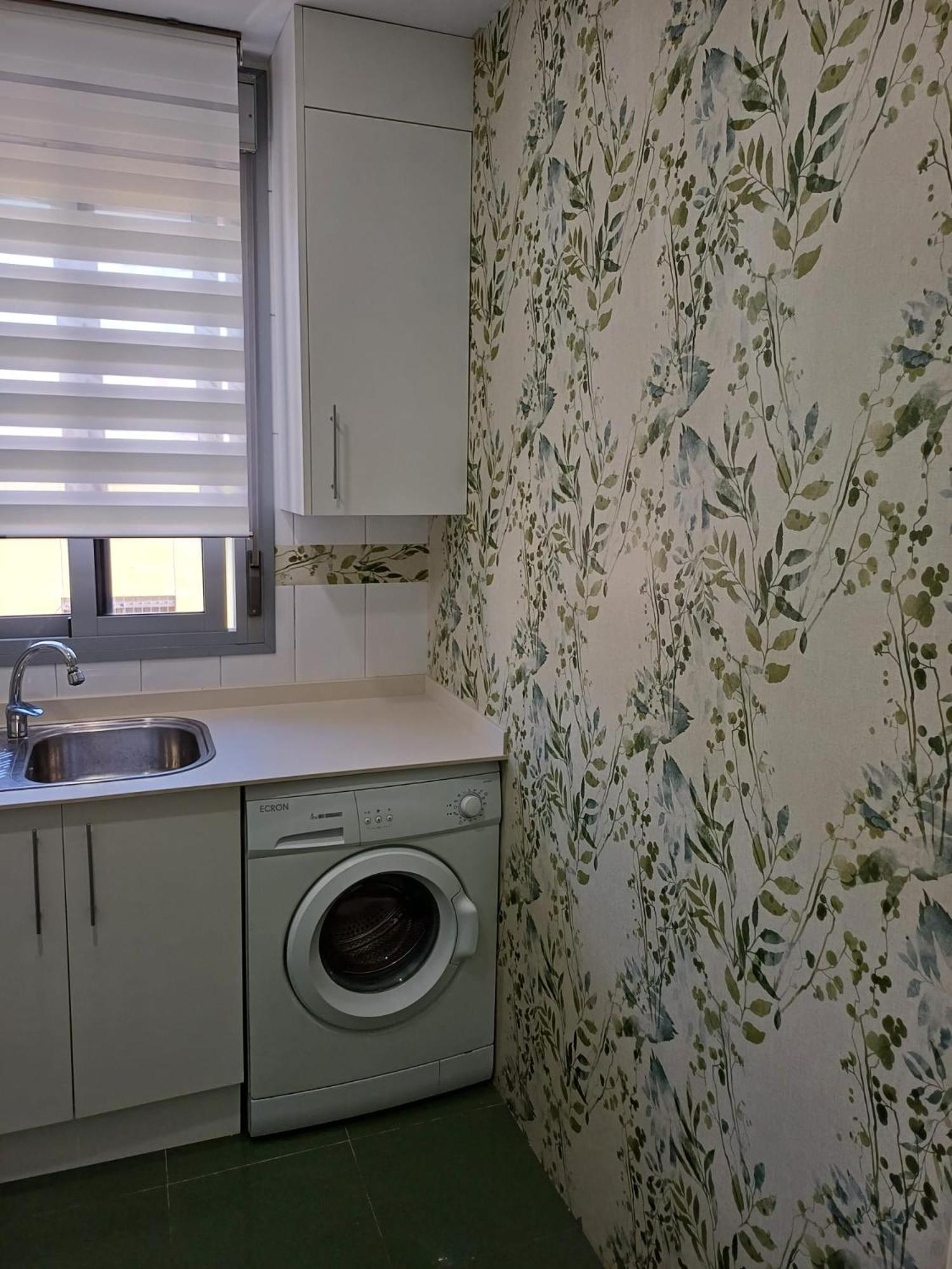 Apartamento Virgen De La Victoria Севілья Екстер'єр фото